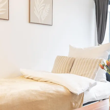 Ferienwohnung Goldheidis Düsseldorf Exterior foto